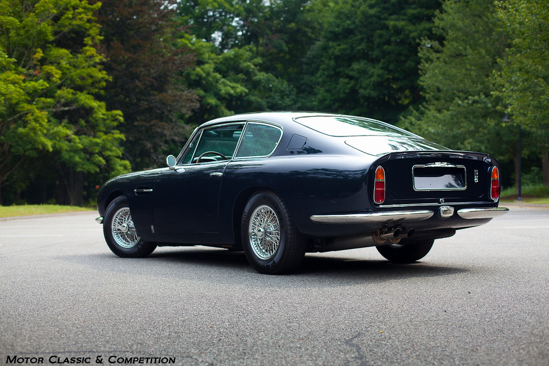 Aston Martin DB6 Vantage