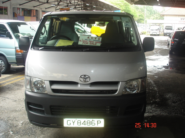 Toyota HIACE 25 d-4D