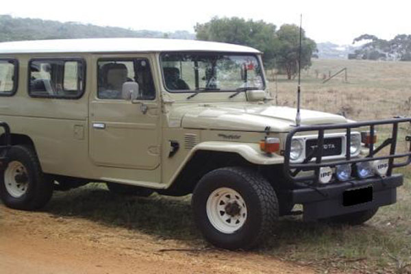 Toyota BJ61v Land Cruiser