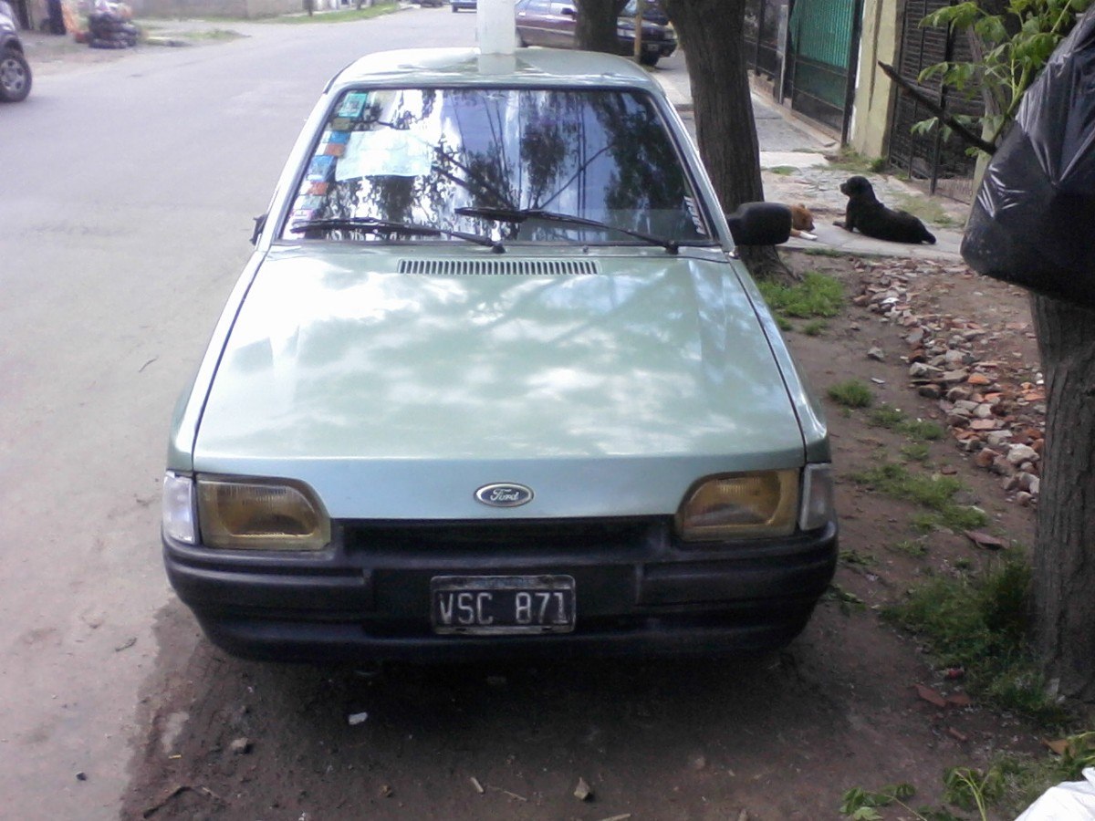 Ford Escort 16 Ghia