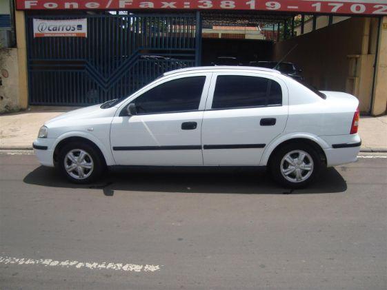 Chevrolet Astra GL 18 MPFi Sedan