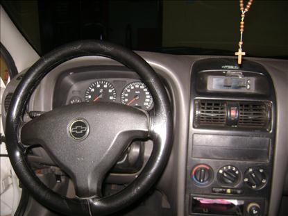 Chevrolet Astra GL 18 MPFi Sedan