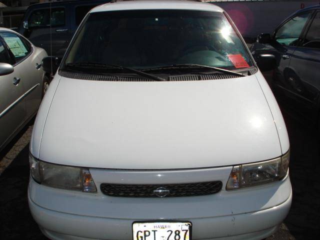 Nissan Quest 30 XE