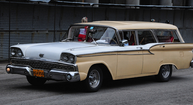 Ford Fairlane Country Sedan wagon