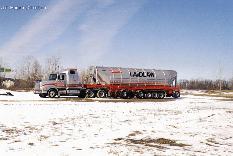 Unknown 48 Pneumatic Bulk Tanker