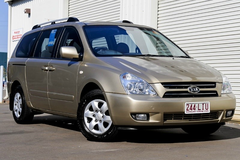 Kia Grand Carnival EX