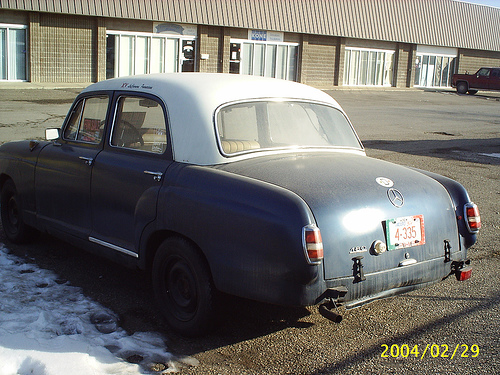 Mercedes-Benz 180D