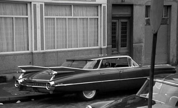 Cadillac Sedan De Ville 4 window