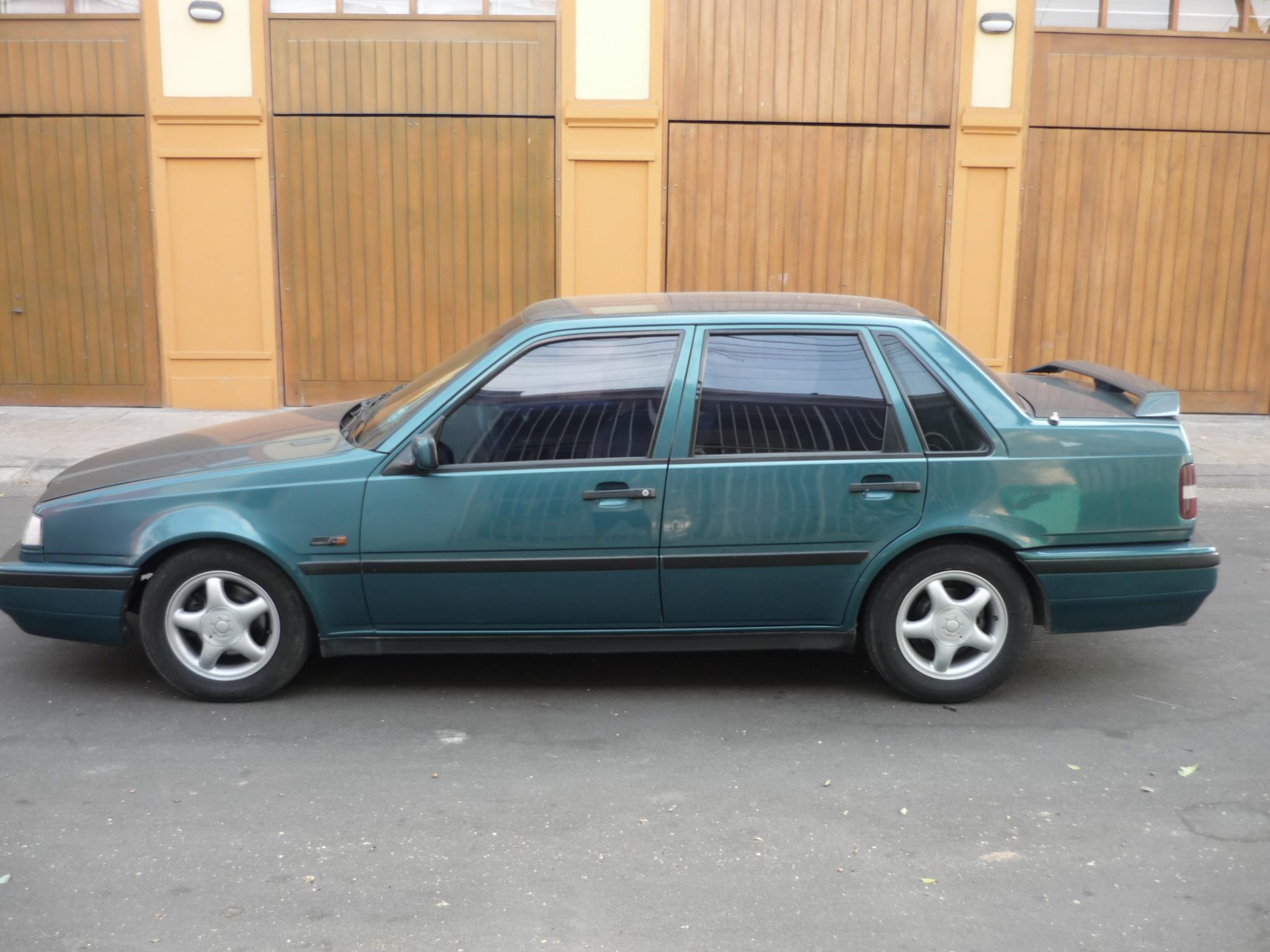 Volvo 460 GLT