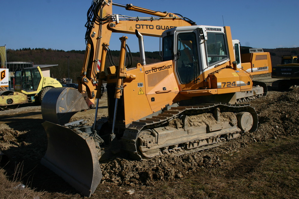 Liebherr 724