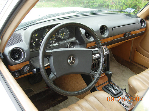 Mercedes-Benz 240D