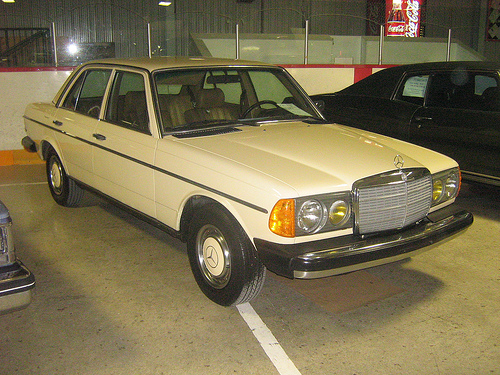 Mercedes-Benz 240D