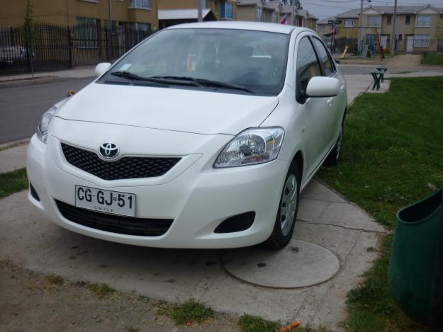 Toyota Yaris 15 XLi