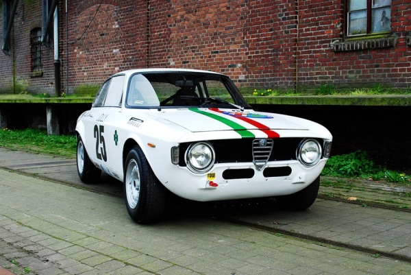 Alfa Romeo Giulia GTA