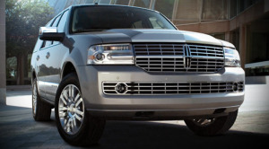 Lincoln Navigator Limo V8