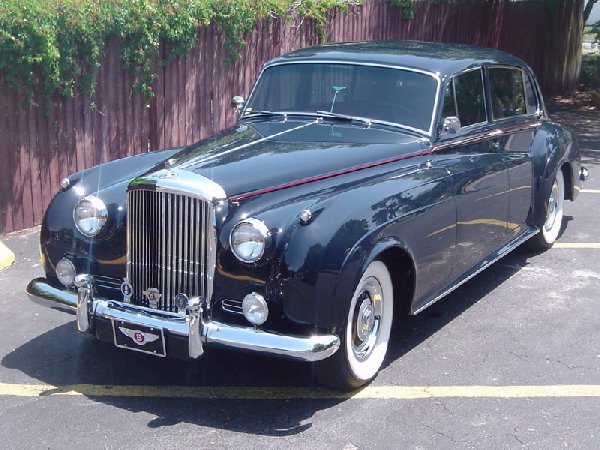 Bentley S1 Continental sedan