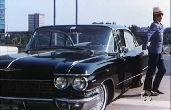 Cadillac Series 62 6-window Sedan