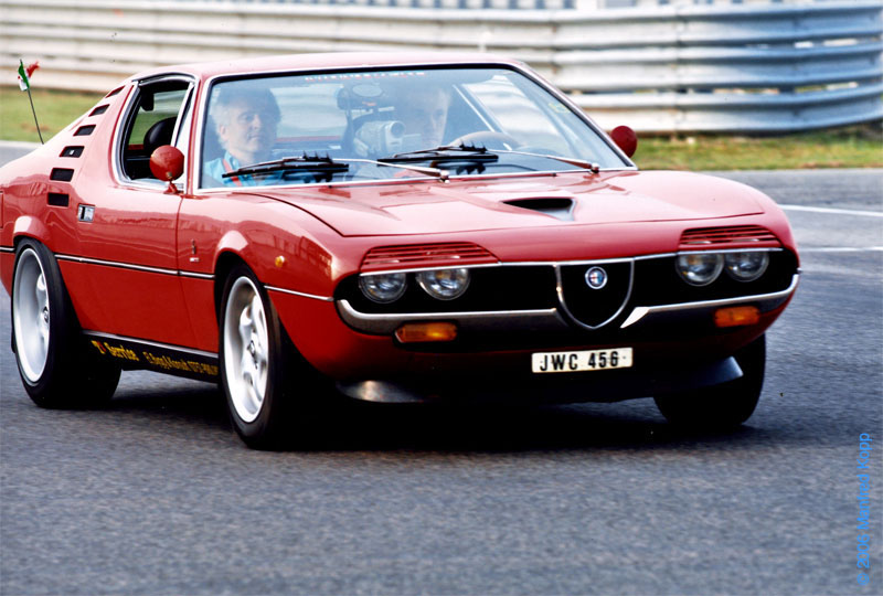 Alfa Romeo Montreal