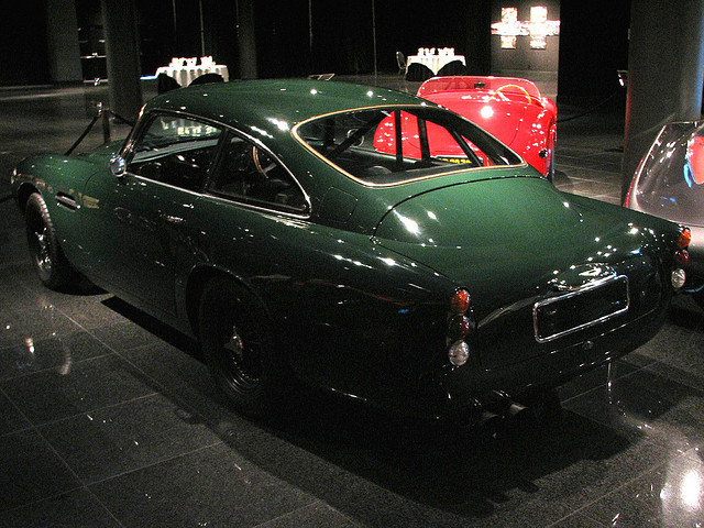 Aston Martin DB4 Series 5 Vantage GT