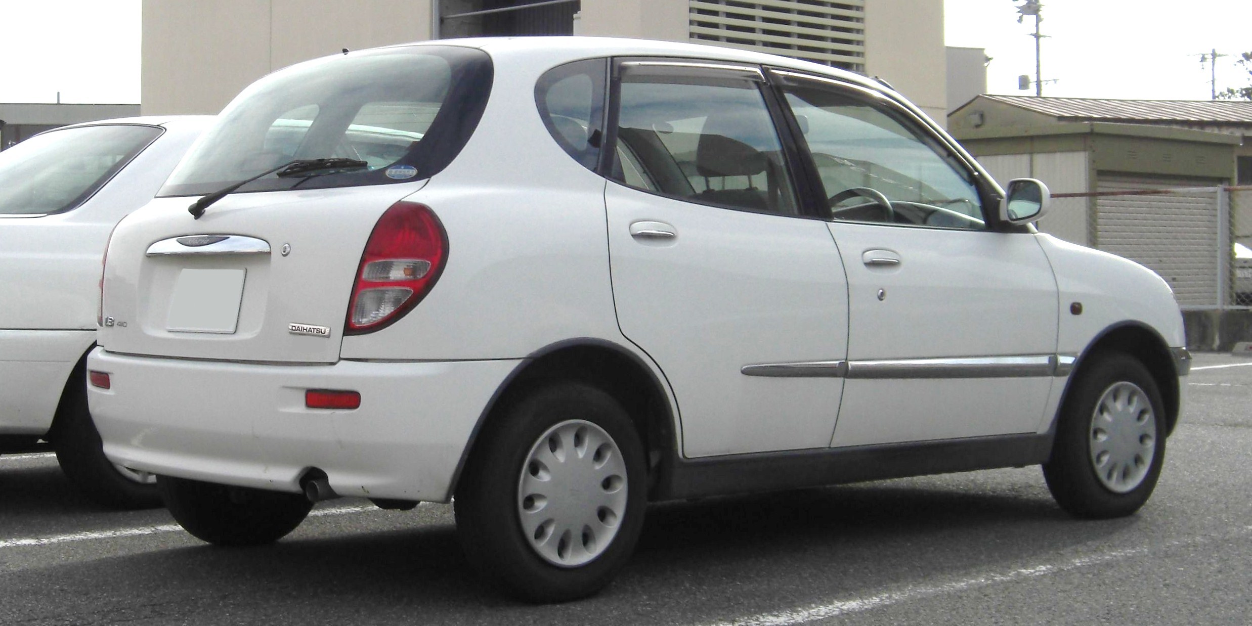 Daihatsu Storia