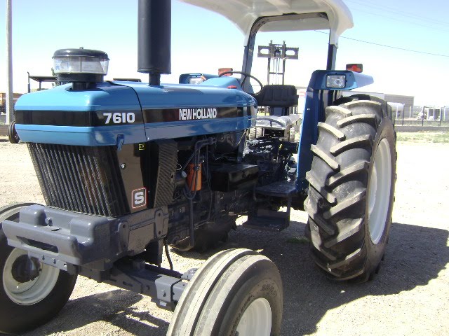 New Holland 7610S