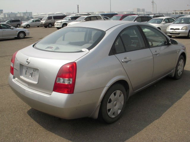 Nissan Primera 20S