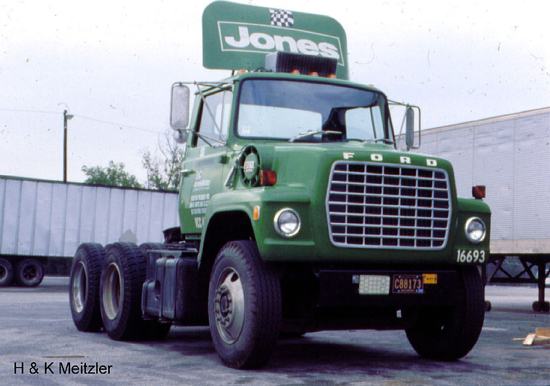 Ford L-9000