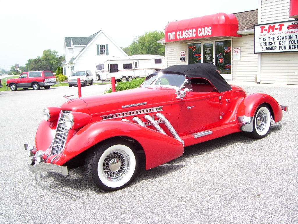 Auburn Boat Tail Speedster Replica