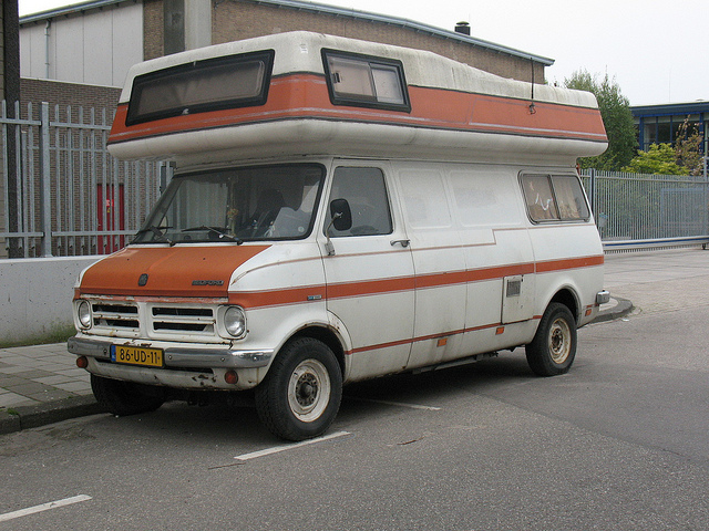 Bedford CF280