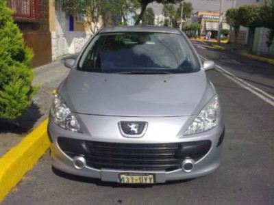 Peugeot 307 XR 16 Sedan