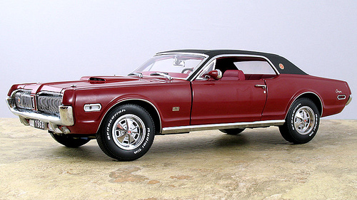 Mercury Cougar XR7-G