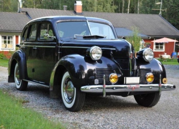 Volvo PV60 sedan