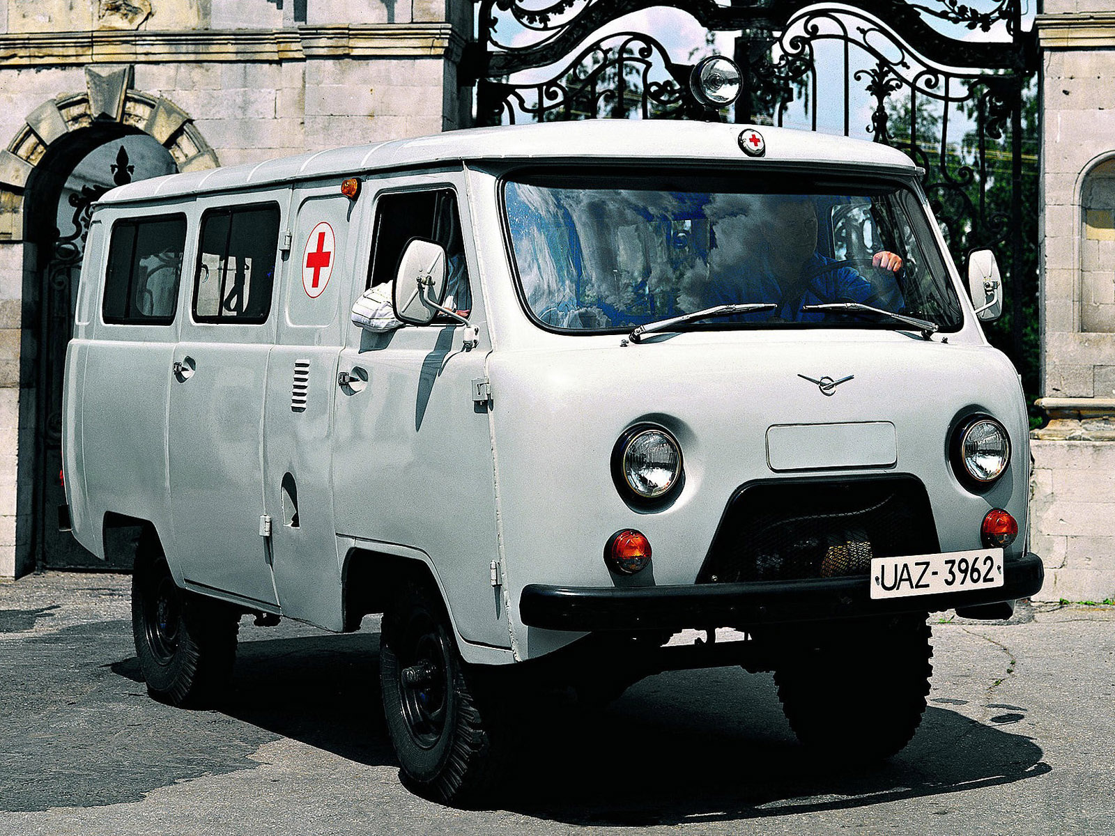 UAZ 3962