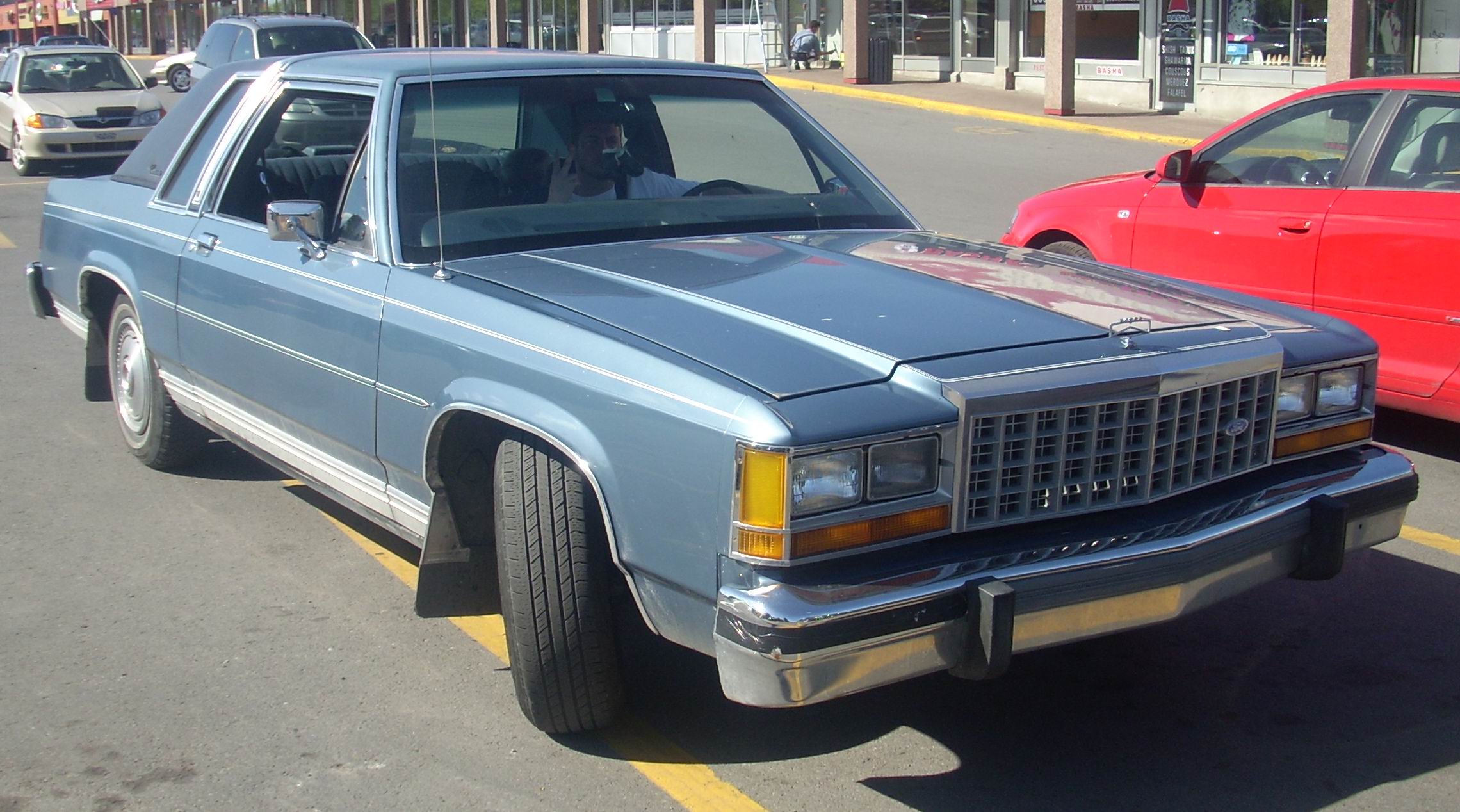 Ford LTD coupe