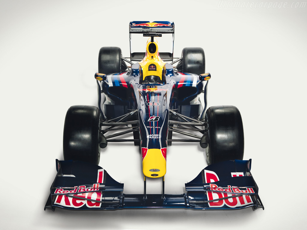 Red Bull RED BULL ENGINERENAULT RS27 CHASSIS RB5