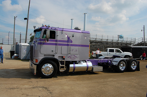 Freightliner COE