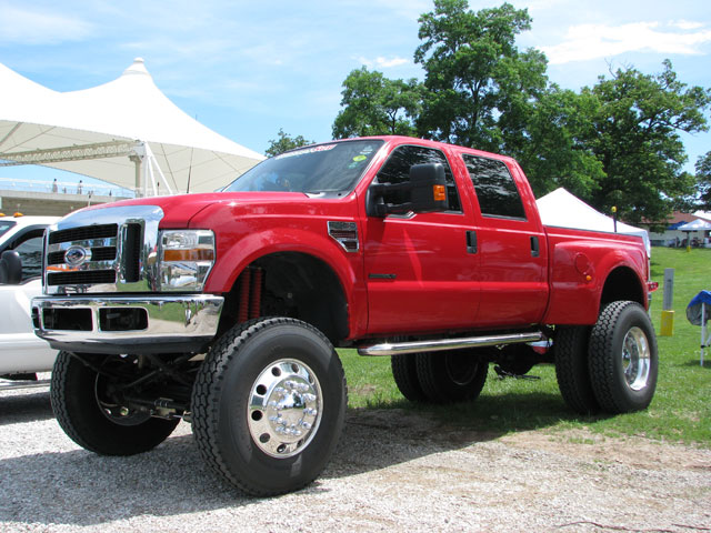 Ford F-550 XLT Super Duty SuperCrew