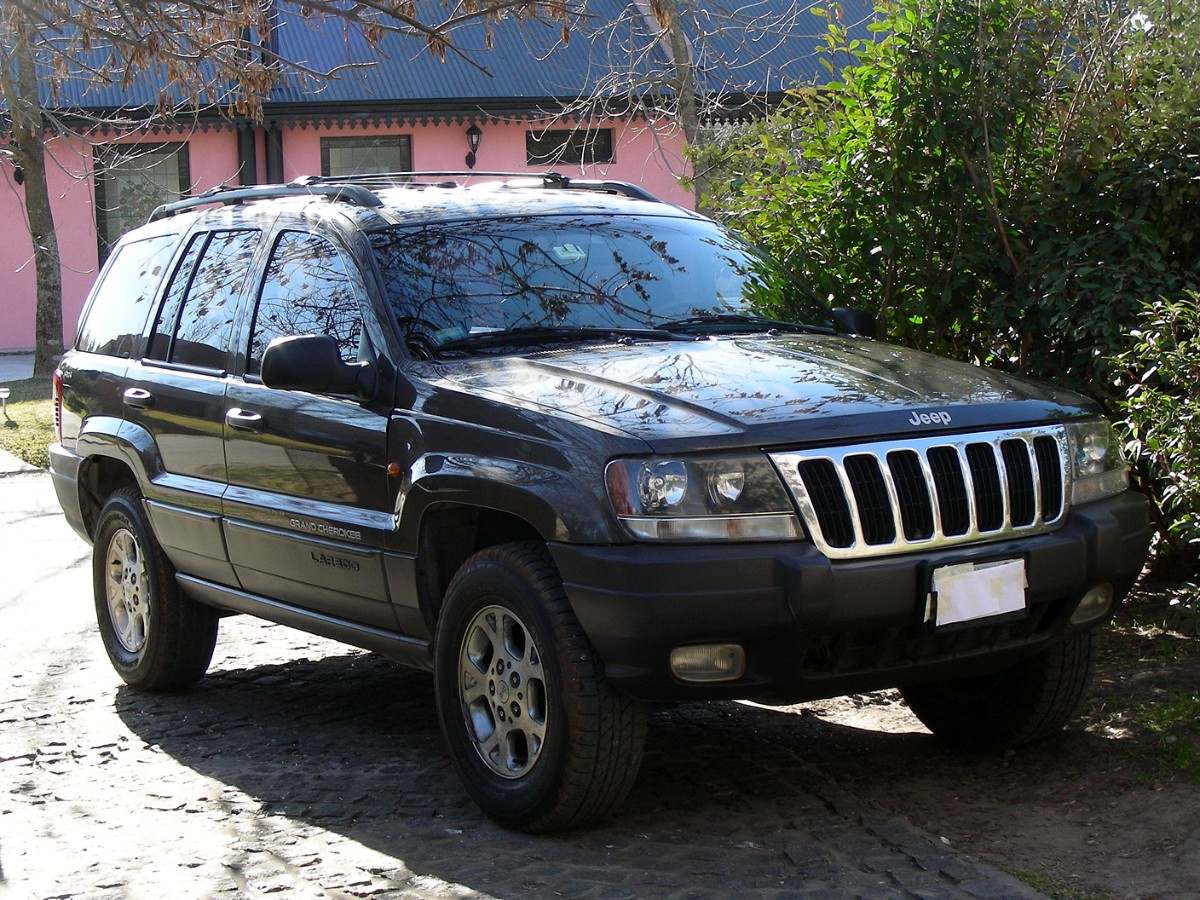 Jeep Grand Cherokee Laredo 40