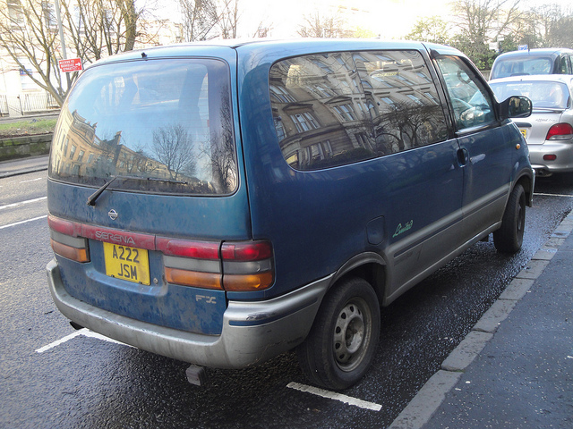 Nissan Serena FX Limited