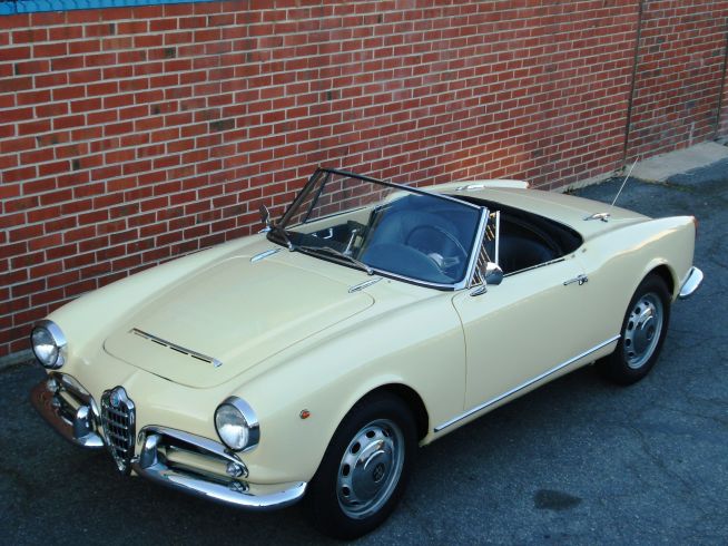 Alfa Romeo Giulia Spider