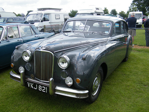 Jaguar Mk VI saloon