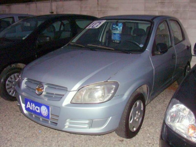 Chevrolet Celta 10