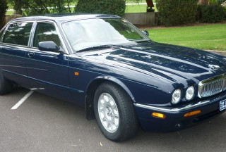 Jaguar Sovereign 40