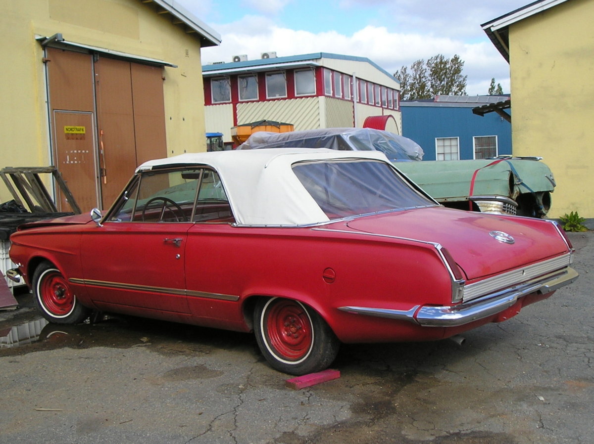 Plymouth Valiant Signet conv