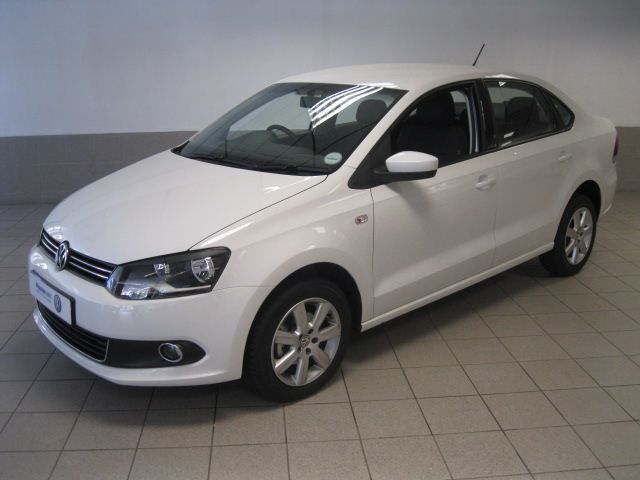 Volkswagen Polo Sedan 16