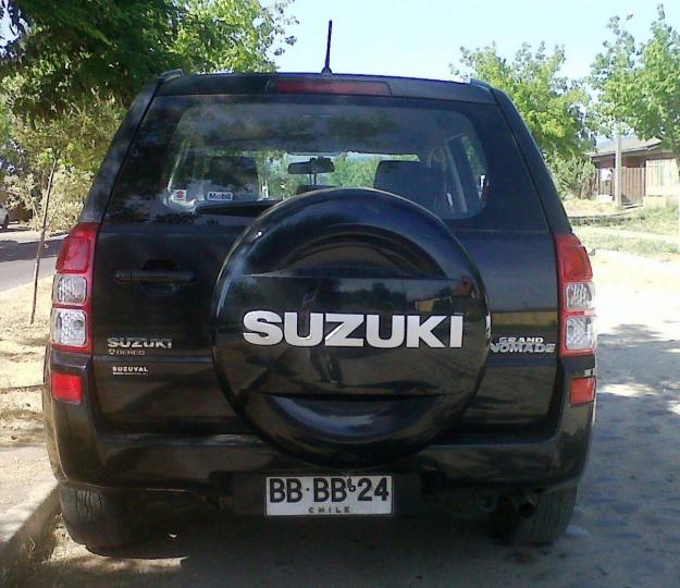 Suzuki Grand Nomade 32 GLX