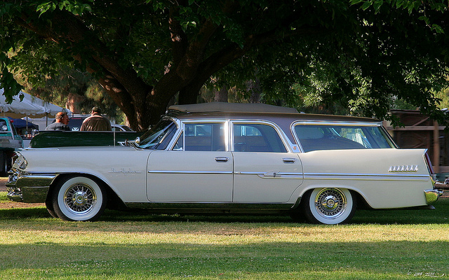 Chrysler New Yorker TownCountry wagon