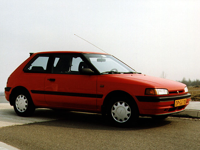 Mazda 323 16i