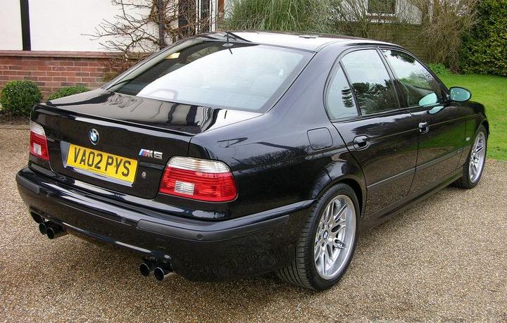 BMW M5 E39