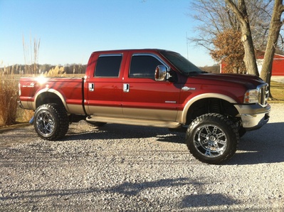 Ford F-250 Lariat Super Duty FX-4 King Ranch edition